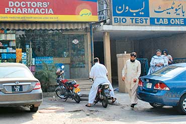 Big labia in Karachi